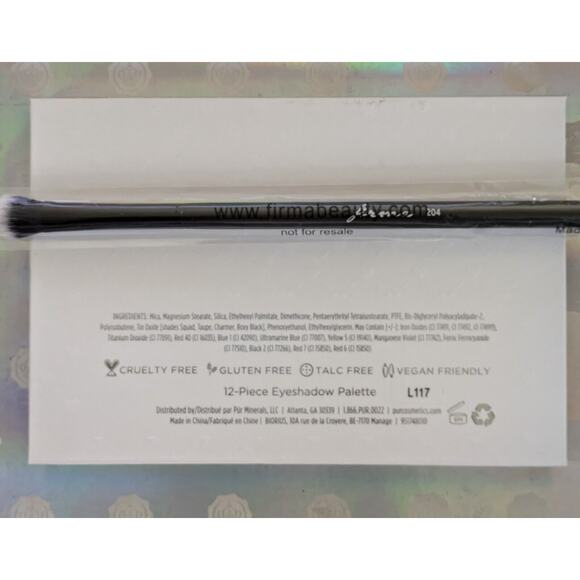 Bundle of 1 Boxy Charm & Pur Eyeshadow Palette & 1 Firma Beauty Eyeshadow Brush - Picture 5 of 5